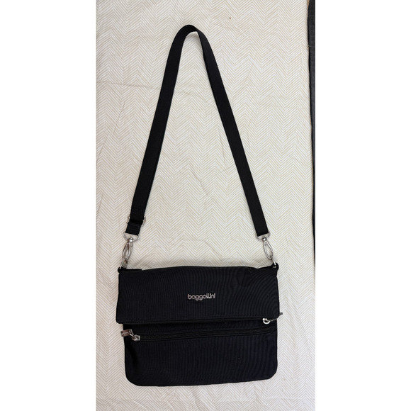 Baggallini Flip Zip Medium Crossbody Bag Black Adjustable Strap *READ - Picture 10 of 15